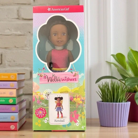 American Girl WellieWishers Doll - Kendall - Picture 2 of 12